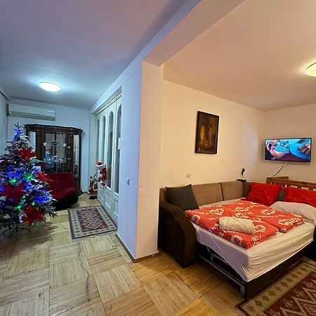 Lika'S Hause Apartamento Tbilisi Exterior foto