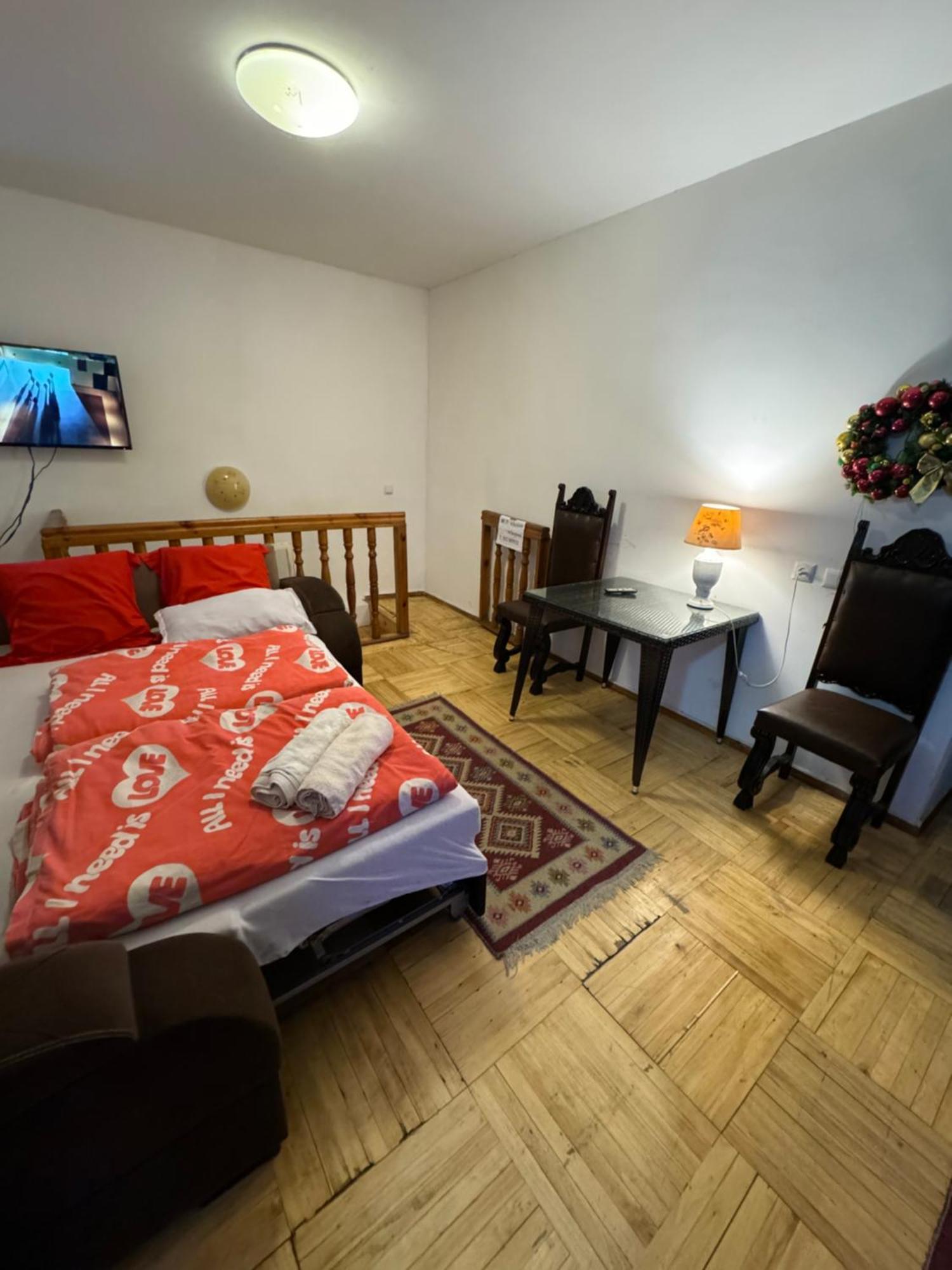 Lika'S Hause Apartamento Tbilisi Exterior foto